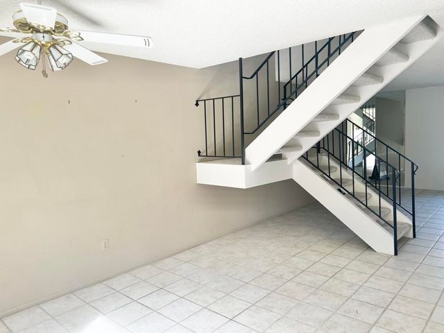 232 E Via Escuela C, Palm Springs, CA 92262