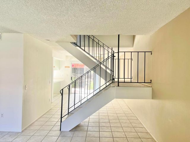 232 E Via Escuela C, Palm Springs, CA 92262