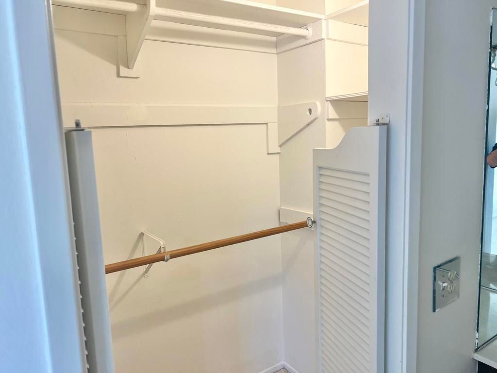 Image 23 of property listing at 232 E Via Escuela C, Palm Springs, CA 92262