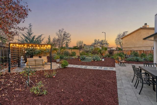 6133 Broadway Avenue, Newark, CA 94560