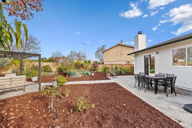 6133 Broadway Avenue, Newark, CA 94560