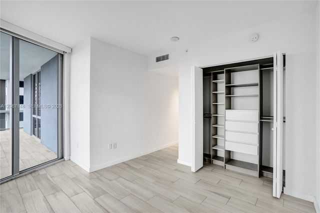 1010 SW 2nd Avenue 1708, Miami, FL 33130
