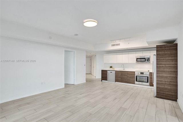 1010 SW 2nd Avenue 1708, Miami, FL 33130