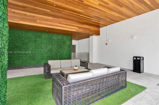 1010 SW 2nd Avenue 1708, Miami, FL 33130