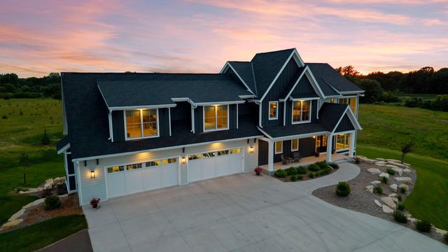 7350 Inwood Way N, Grant, MN 55082
