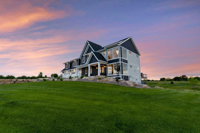 7350 Inwood Way N, Grant, MN 55082