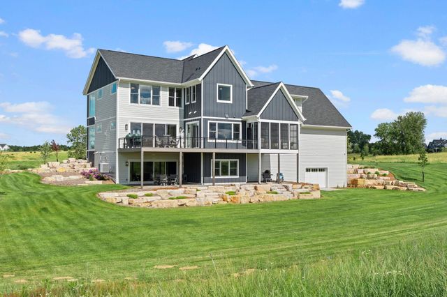 7350 Inwood Way N, Grant, MN 55082