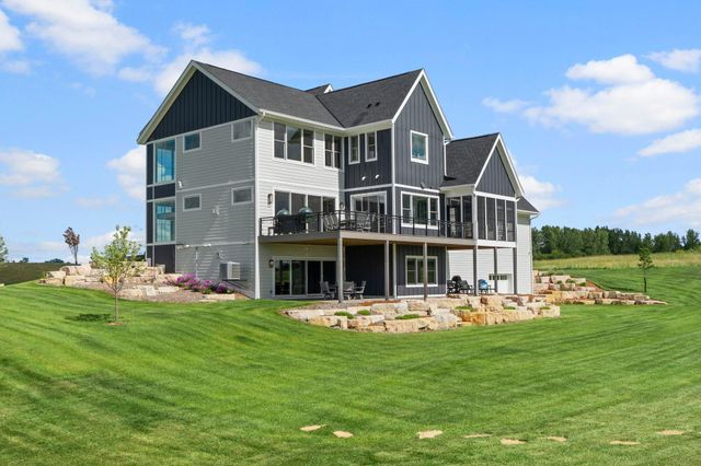 7350 Inwood Way N, Grant, MN 55082