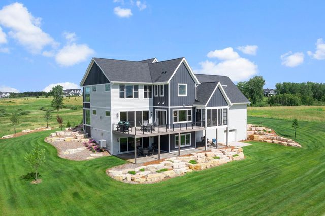 7350 Inwood Way N, Grant, MN 55082