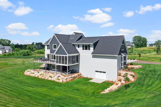 7350 Inwood Way N, Grant, MN 55082
