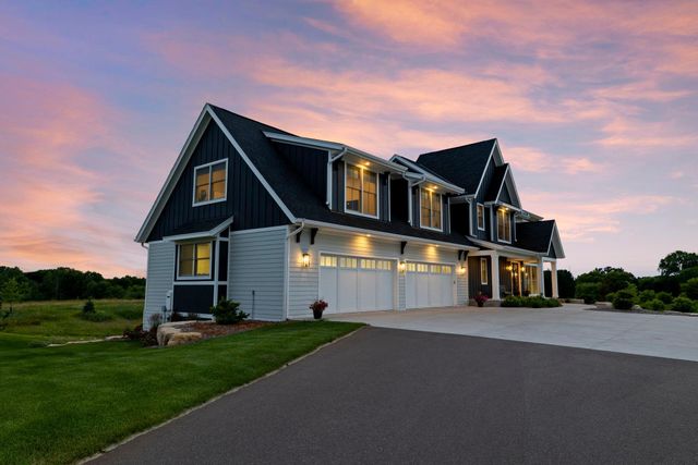 7350 Inwood Way N, Grant, MN 55082