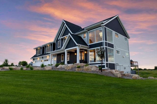 7350 Inwood Way N, Grant, MN 55082