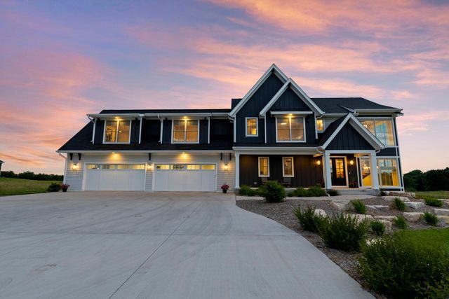 7350 Inwood Way N, Grant, MN 55082