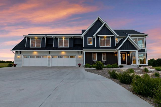 7350 Inwood Way N, Grant, MN 55082