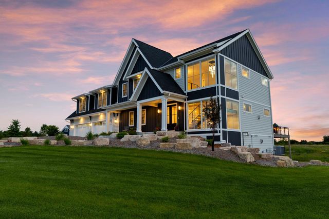 7350 Inwood Way N, Grant, MN 55082
