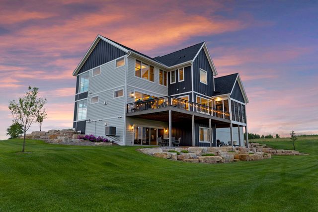 7350 Inwood Way N, Grant, MN 55082