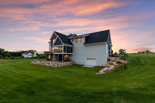 7350 Inwood Way N, Grant, MN 55082