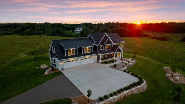 7350 Inwood Way N, Grant, MN 55082