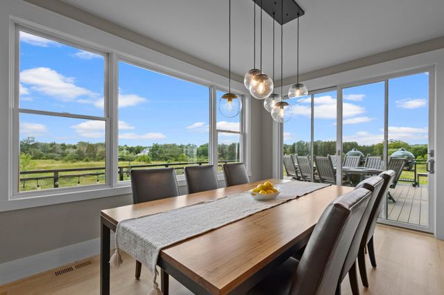 7350 Inwood Way N, Grant, MN 55082
