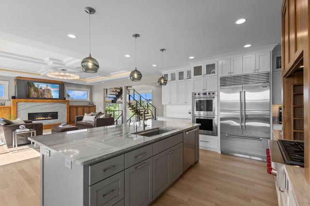 7350 Inwood Way N, Grant, MN 55082
