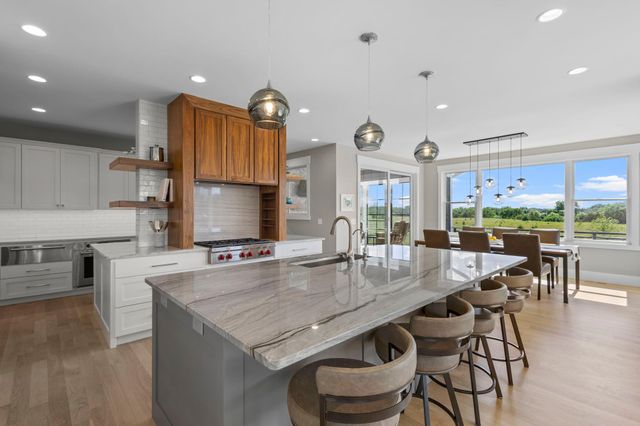 7350 Inwood Way N, Grant, MN 55082