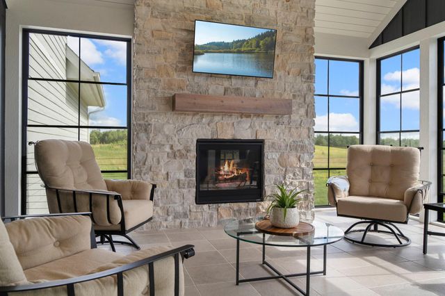 7350 Inwood Way N, Grant, MN 55082