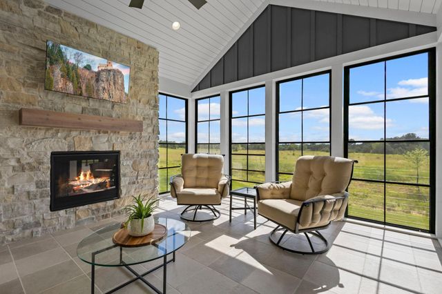 7350 Inwood Way N, Grant, MN 55082