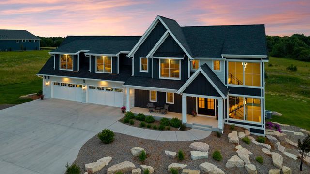 7350 Inwood Way N, Grant, MN 55082