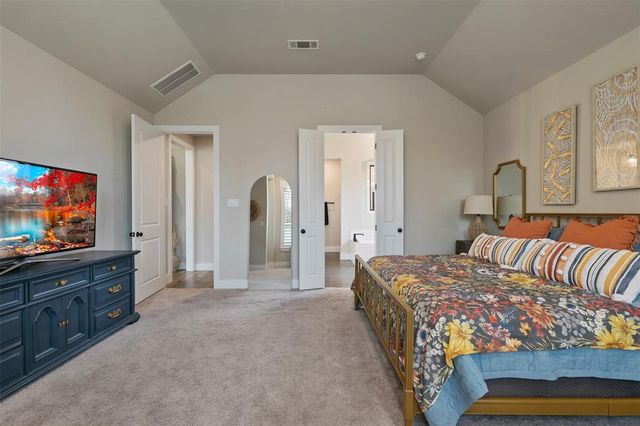 240 Lookout Ridge Drive, Montgomery, TX 77316