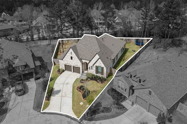 240 Lookout Ridge Drive, Montgomery, TX 77316