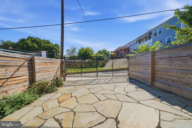 4709 9TH ST NW, Washington, DC 20011