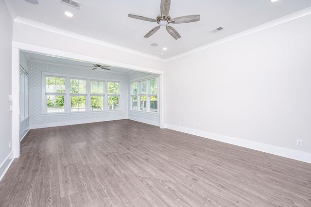 218 Port Tack Drive, Charleston, SC 29492