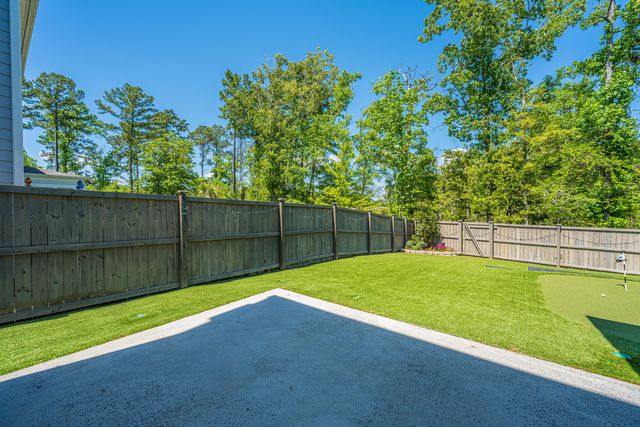 218 Port Tack Drive, Charleston, SC 29492