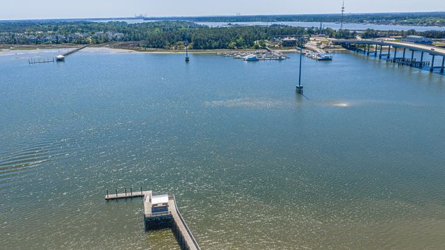 218 Port Tack Drive, Charleston, SC 29492