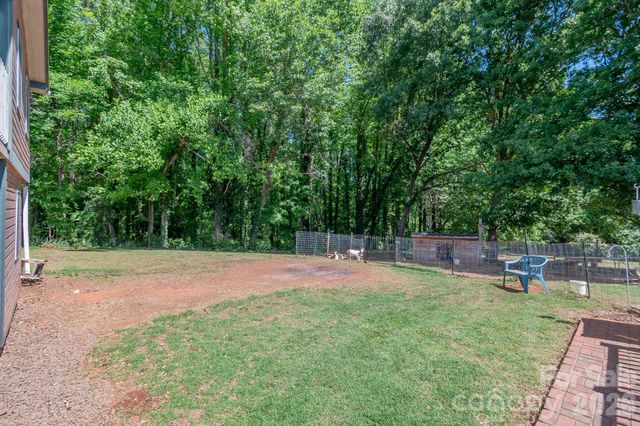 44446 Field Road, New London, NC 28127