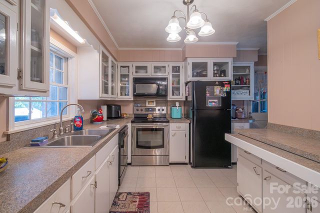 44446 Field Road, New London, NC 28127