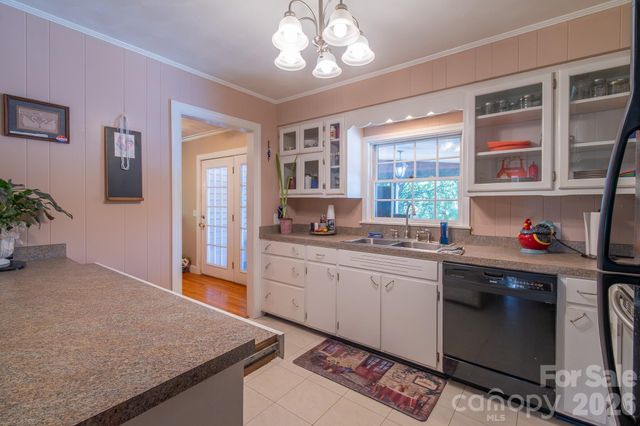 44446 Field Road, New London, NC 28127