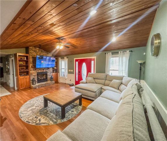 3756 Highway 52 E, Ellijay, GA 30536