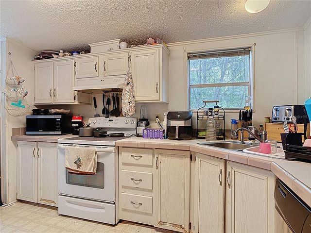 229 E BROAD STREET, Pierson, FL 32180