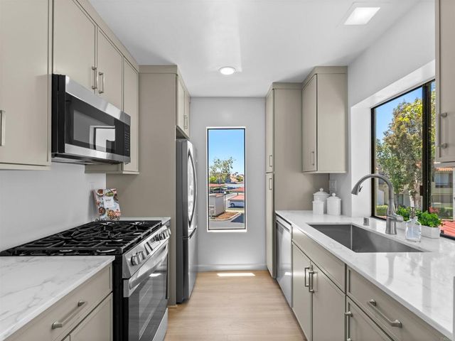 11179 Camino Ruiz 68, San Diego, CA 92126