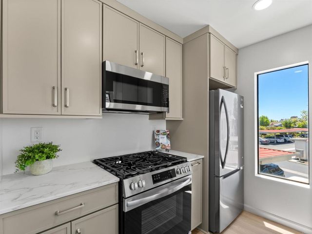 11179 Camino Ruiz 68, San Diego, CA 92126