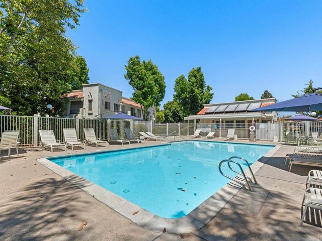 11179 Camino Ruiz 68, San Diego, CA 92126