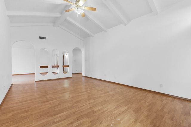 8912 Cherry Hills Road NE, Albuquerque, NM 87111