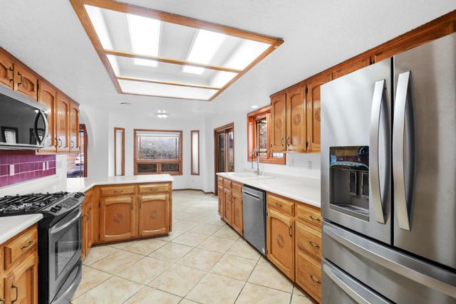 8912 Cherry Hills Road NE, Albuquerque, NM 87111