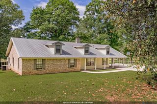 10726 Callender Ct, St Francisville, LA 70775