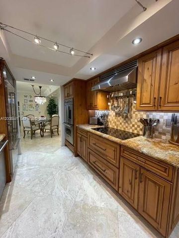 1121 Crandon Blvd D903, Key Biscayne, FL 33149