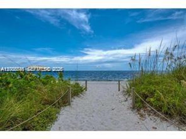 1121 Crandon Blvd D903, Key Biscayne, FL 33149