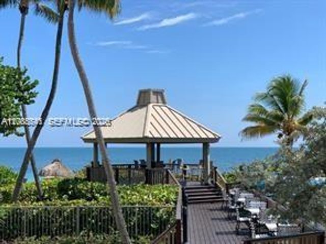 1121 Crandon Blvd D903, Key Biscayne, FL 33149