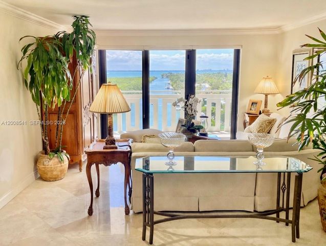 1121 Crandon Blvd D903, Key Biscayne, FL 33149