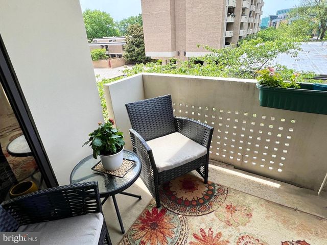 430 M ST SW #N-205, Washington, DC 20024